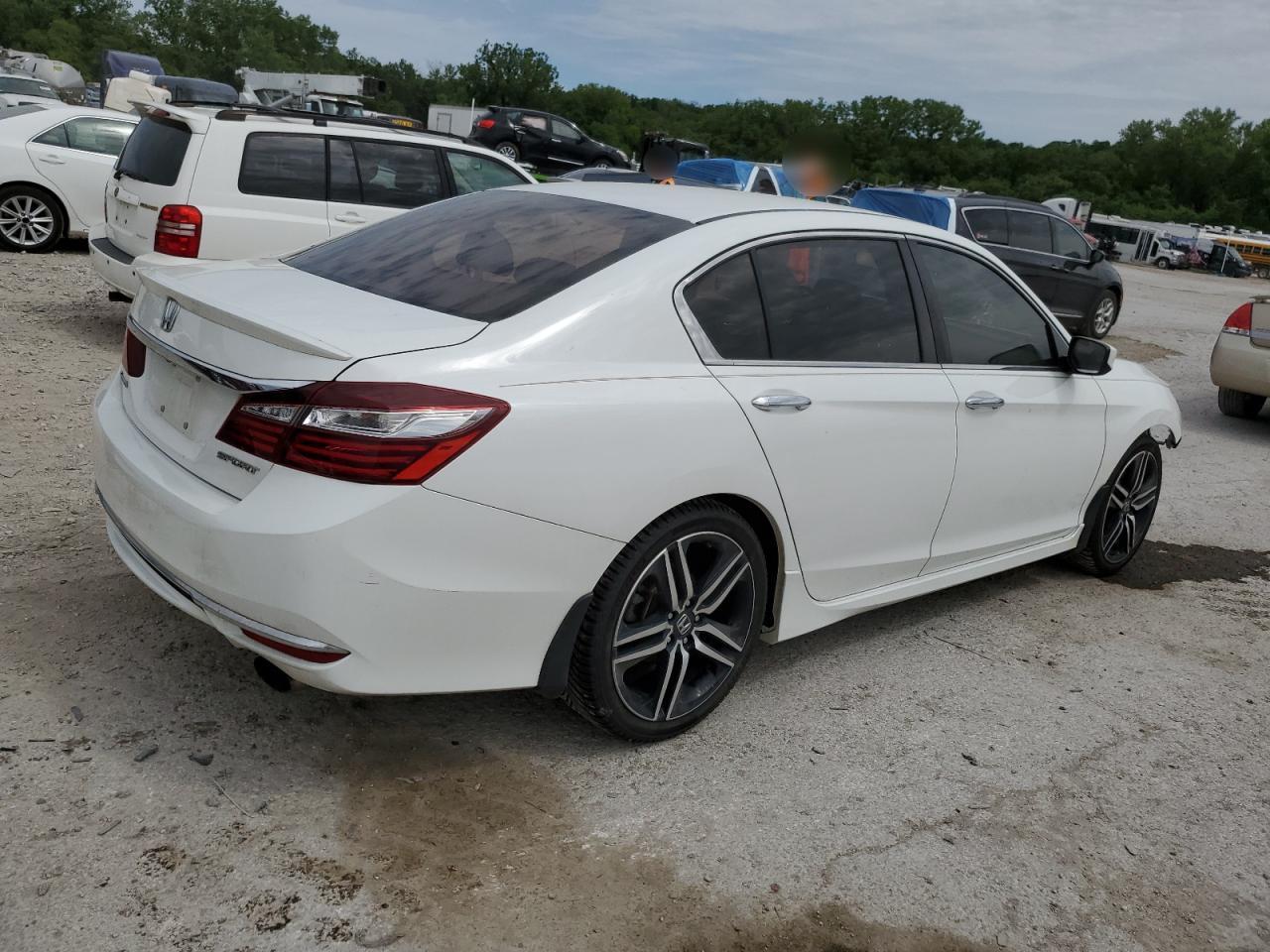 2017 HONDA ACCORD SPORT photo 7