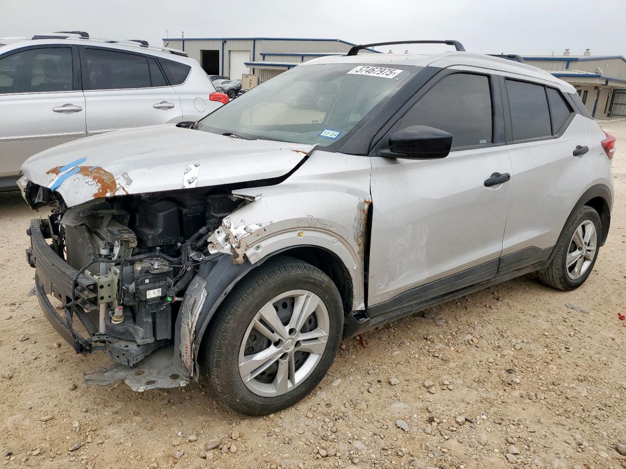 2019 NISSAN KICKS