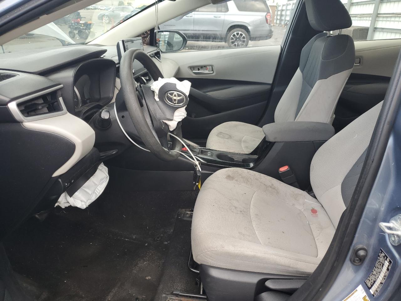 2020 TOYOTA COROLLA LE photo 13