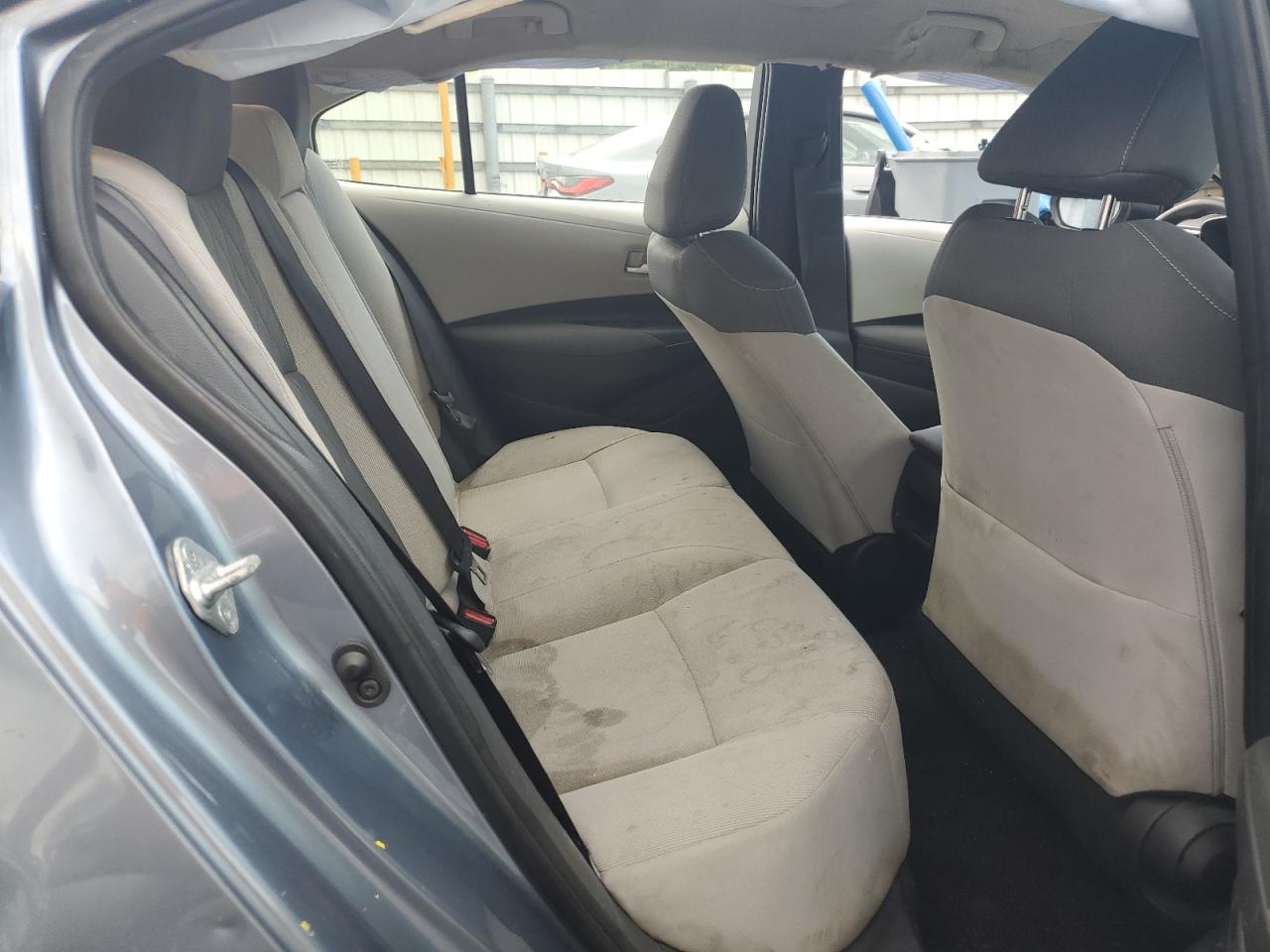 2020 TOYOTA COROLLA LE photo 19