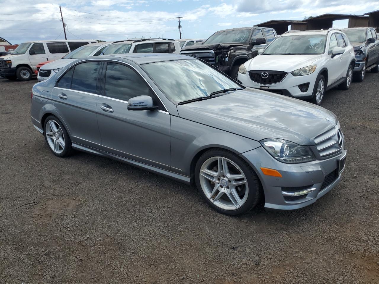 2013 MERCEDES-BENZ C 250 photo 7