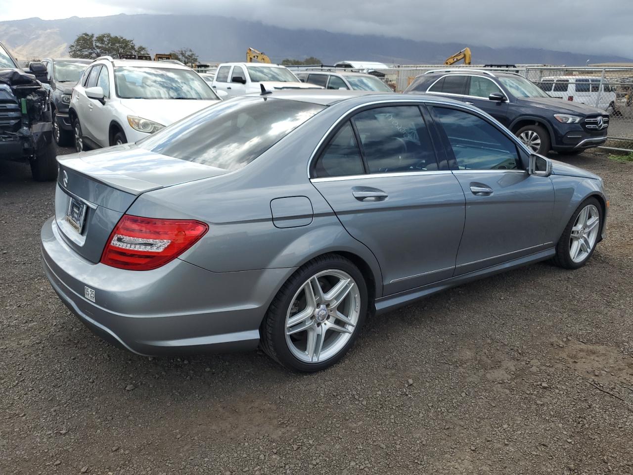 2013 MERCEDES-BENZ C 250 photo 5