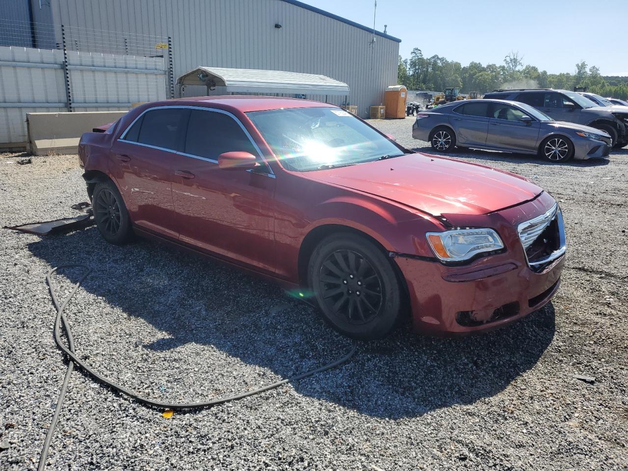 2014 CHRYSLER 300 photo 4