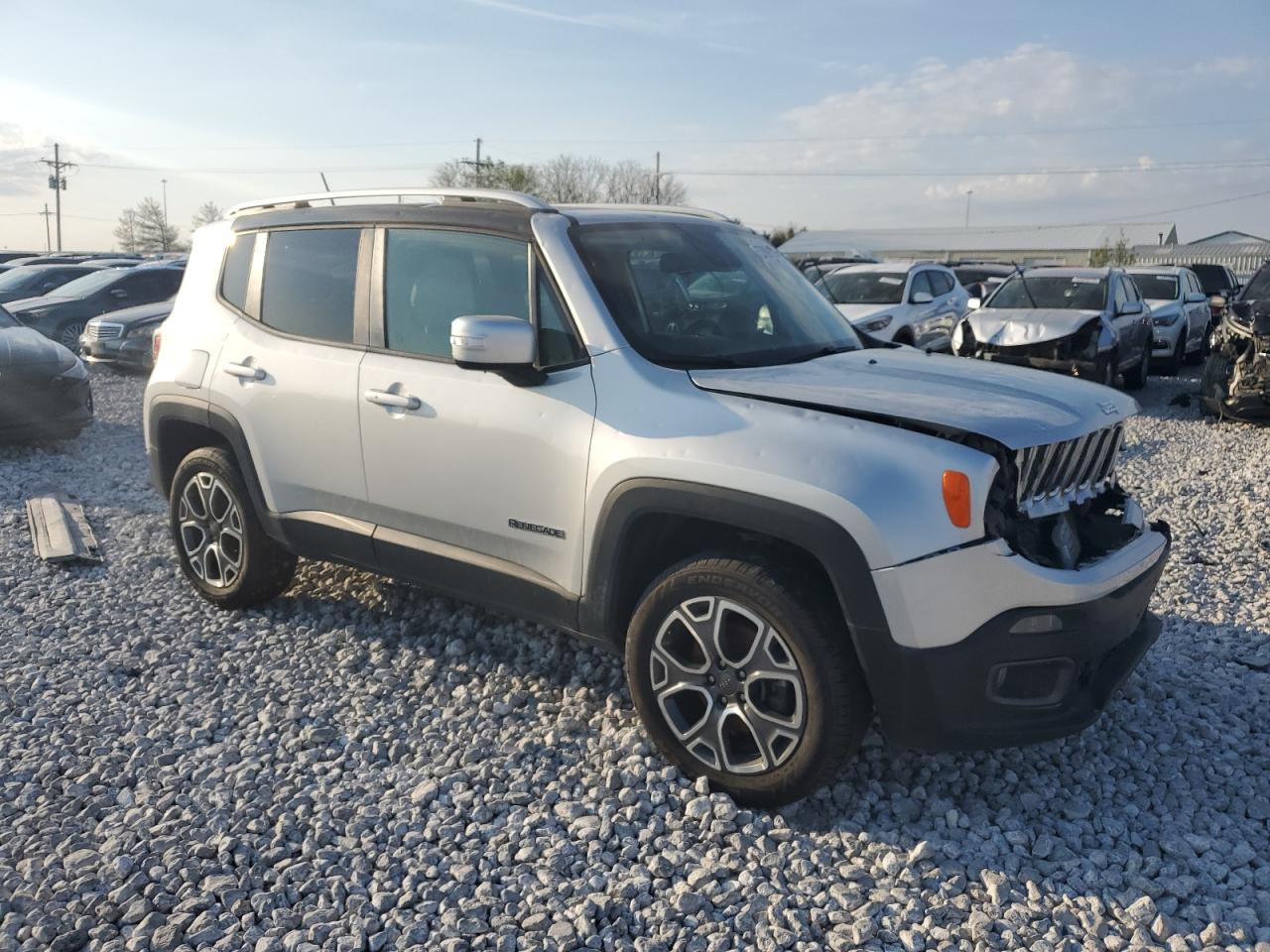 2017 JEEP RENEGADE LIMITED photo 10