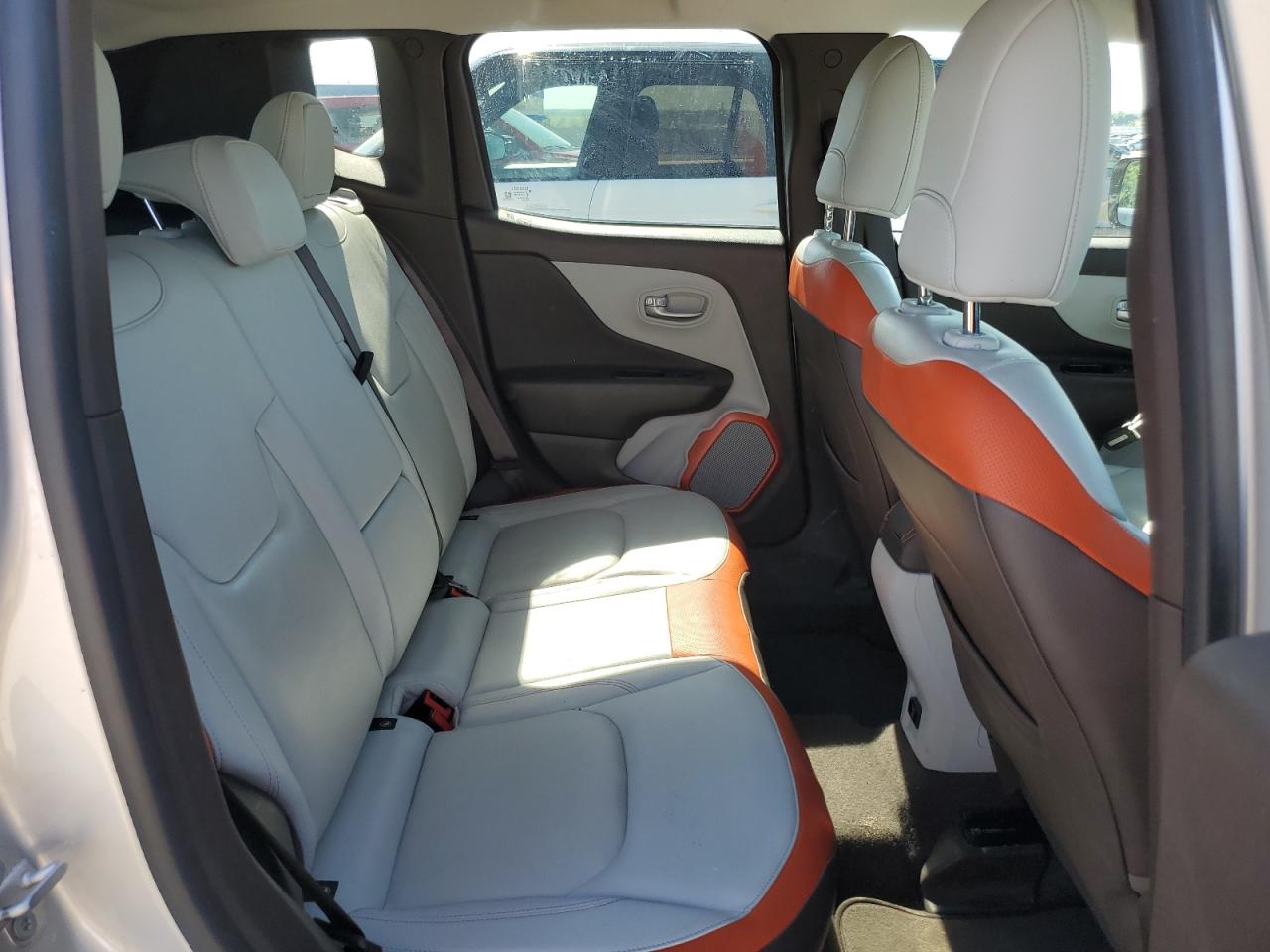 2017 JEEP RENEGADE LIMITED photo 31