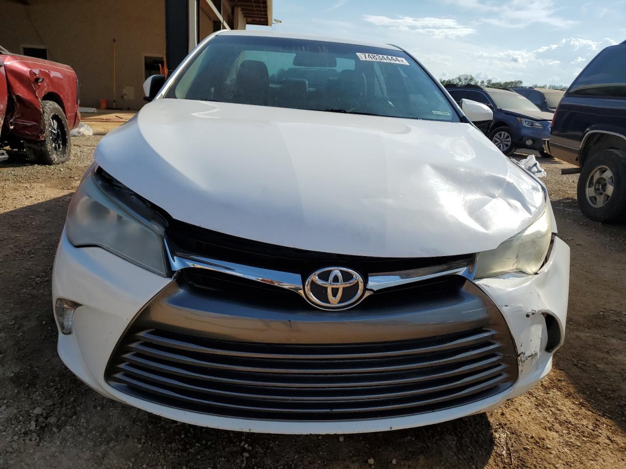 2015 TOYOTA CAMRY LE photo 9
