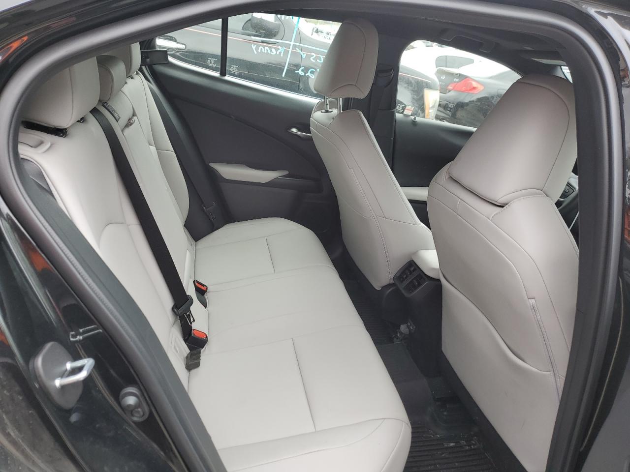 2024 LEXUS UX 250H PREMIUM photo 11