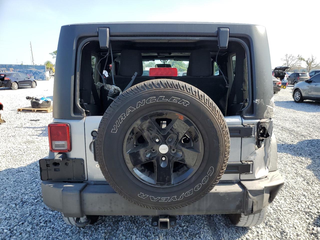 2015 JEEP WRANGLER SPORT photo 16
