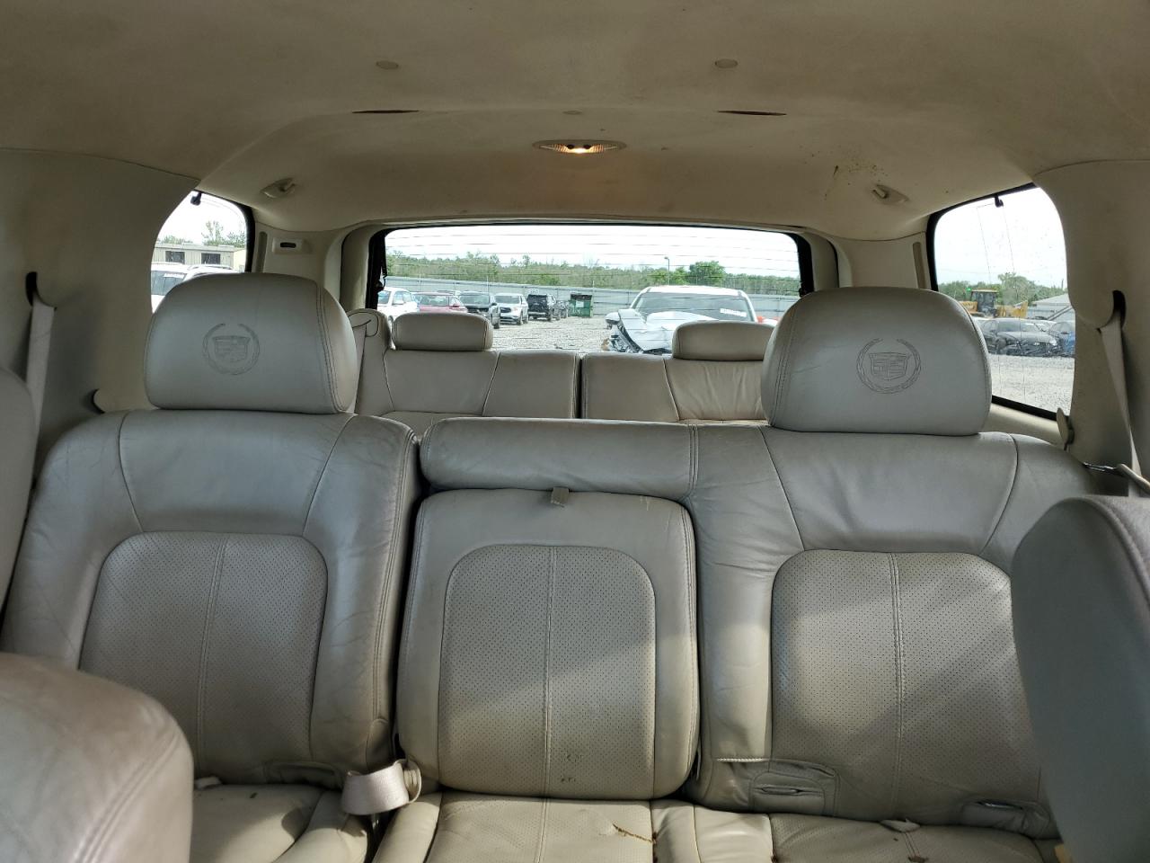 2002 CADILLAC ESCALADE LUXURY photo 10
