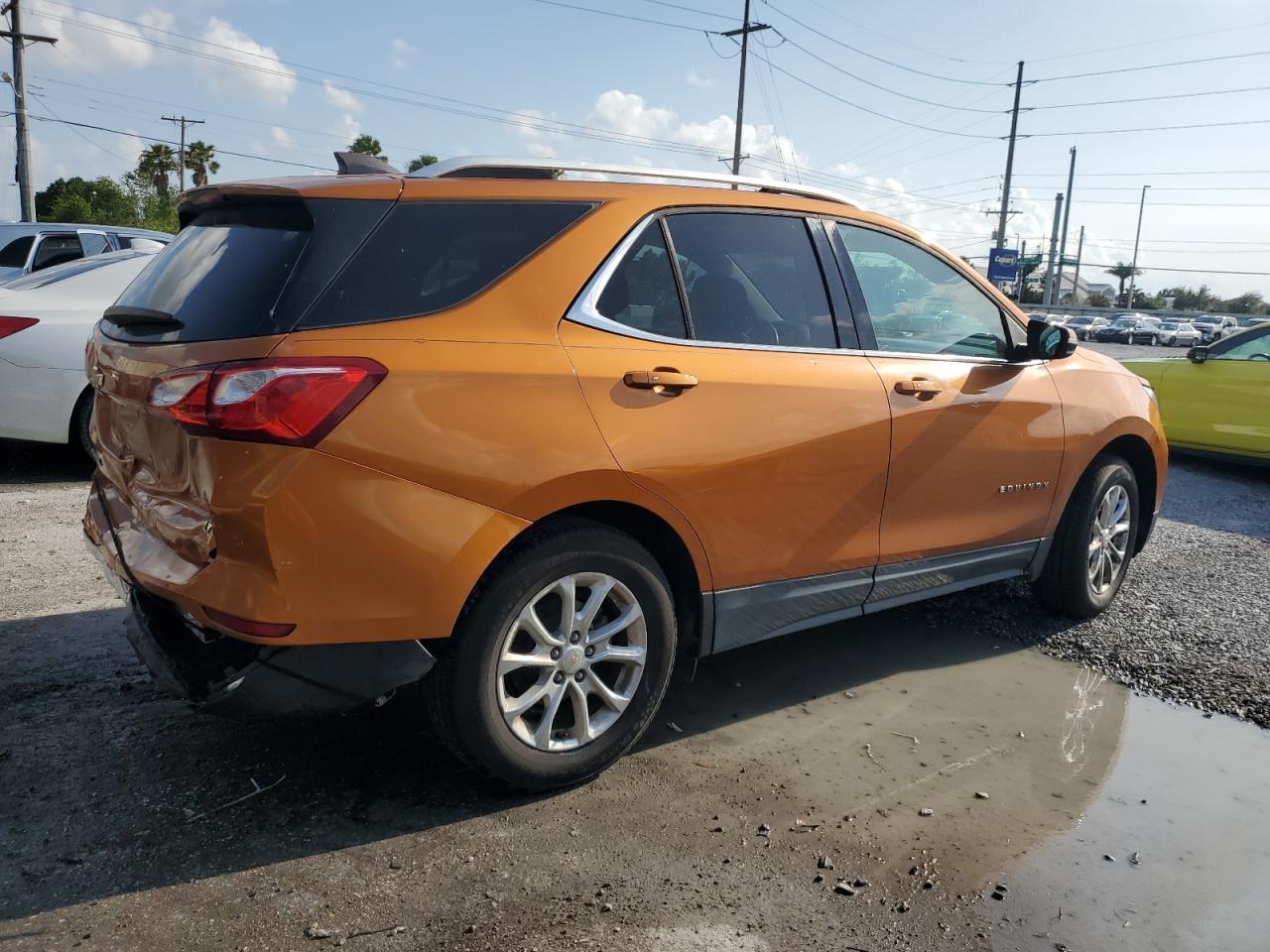 2018 CHEVROLET EQUINOX LT photo 3