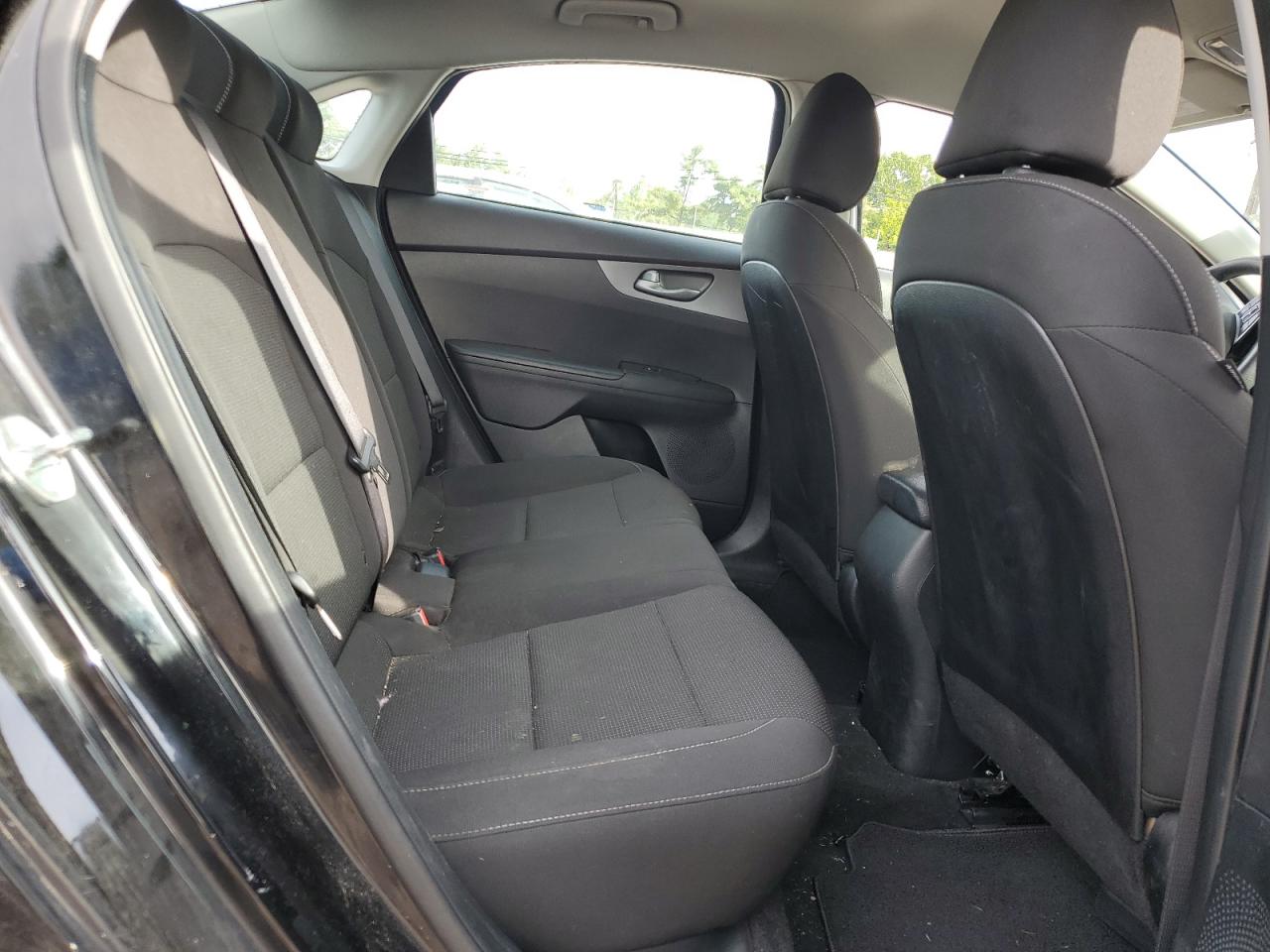 2020 KIA FORTE FE photo 19