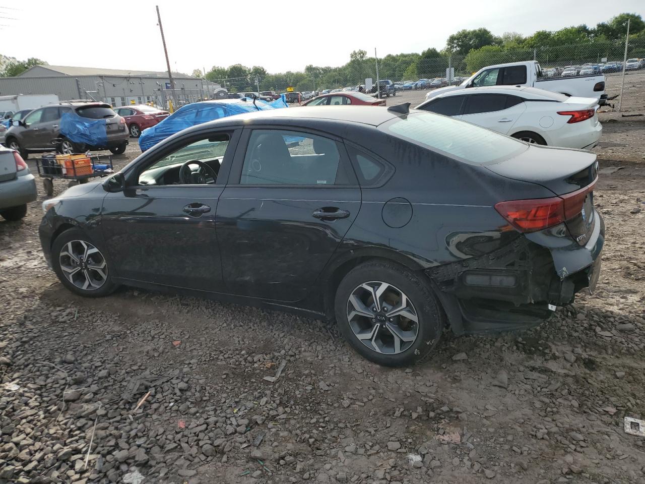 2020 KIA FORTE FE photo 3