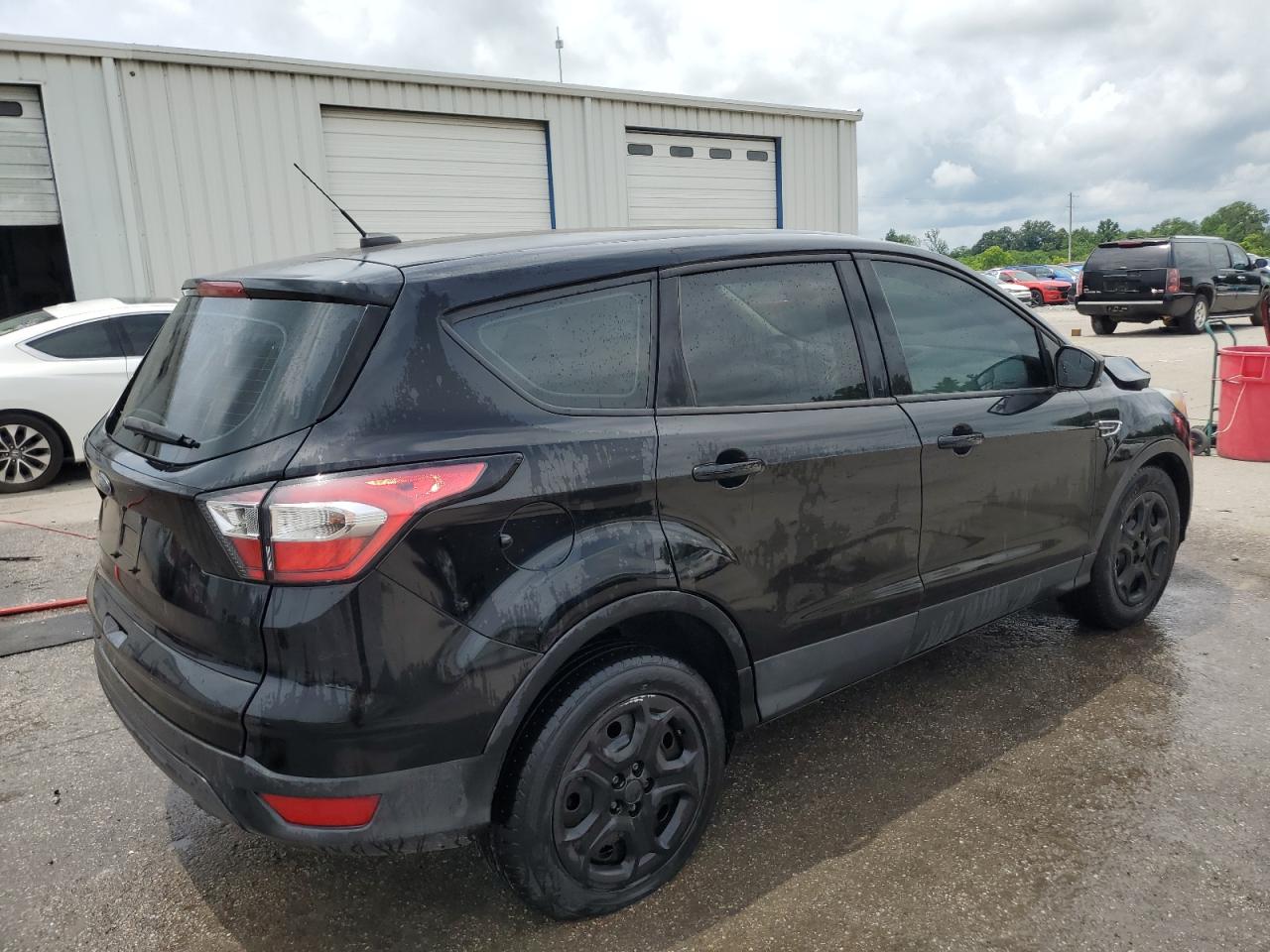 2017 FORD ESCAPE S photo 5