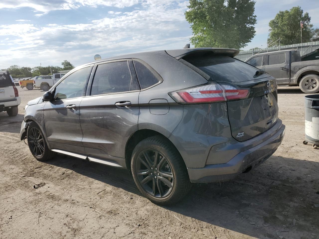 2024 FORD EDGE SEL photo 2