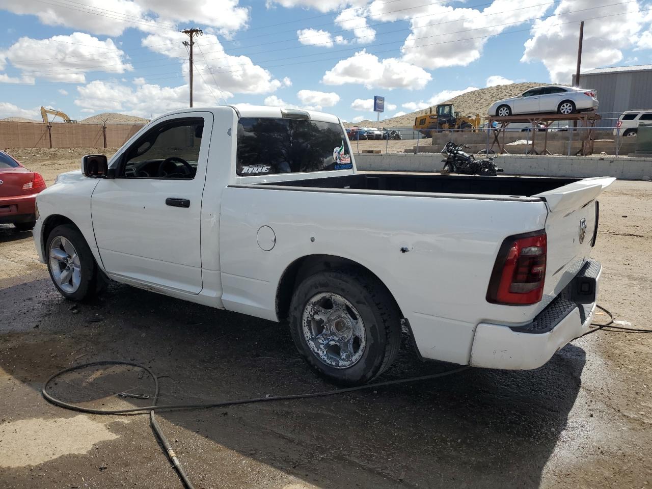 2019 RAM 1500 CLASSIC TRADESMAN photo 2