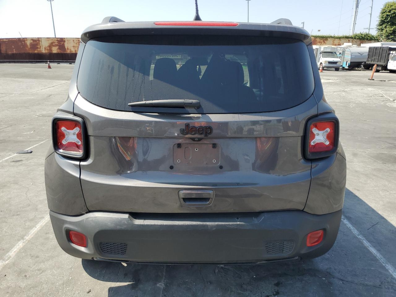 2019 JEEP RENEGADE LATITUDE photo 6