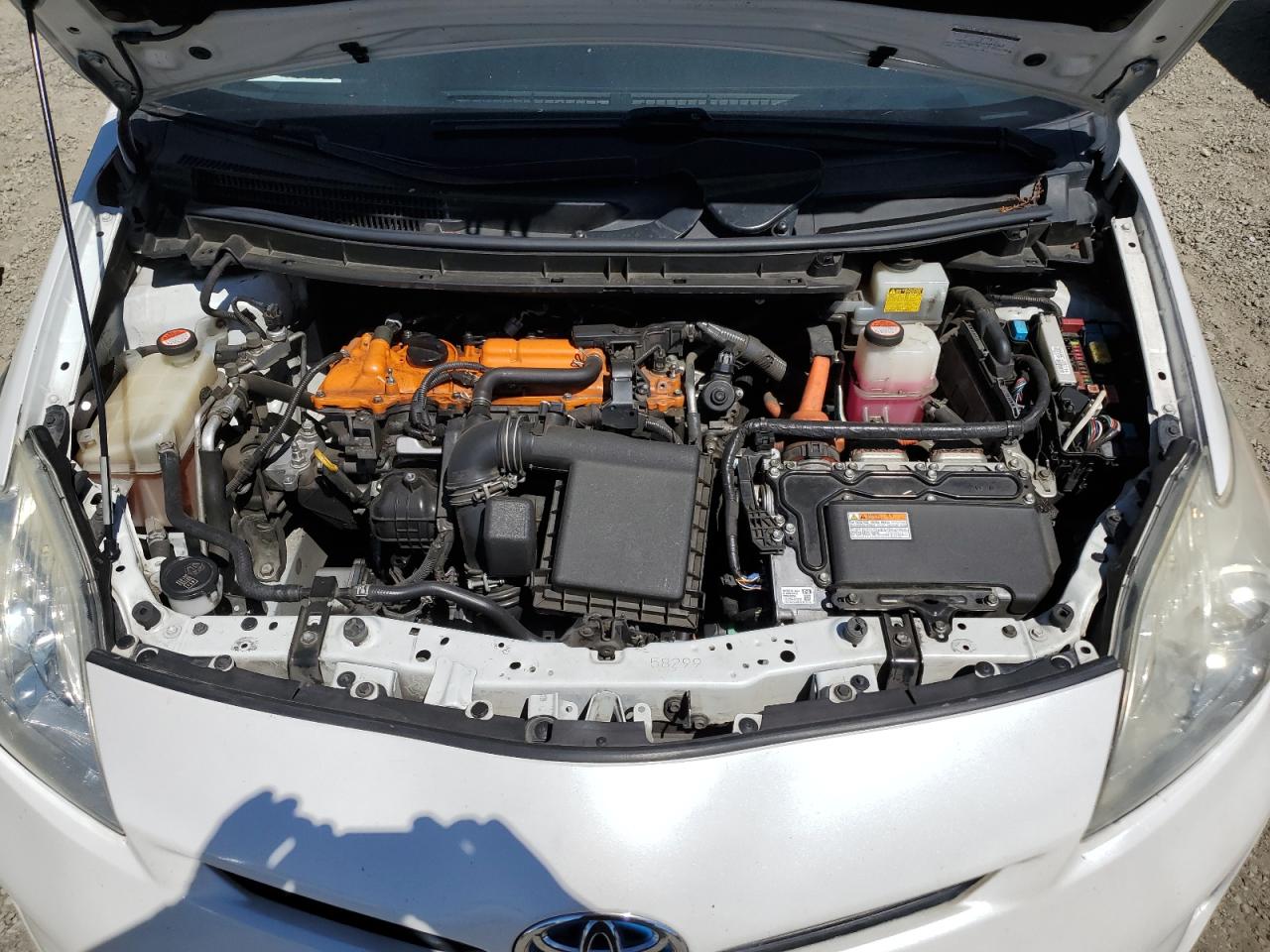 2015 TOYOTA PRIUS photo 11