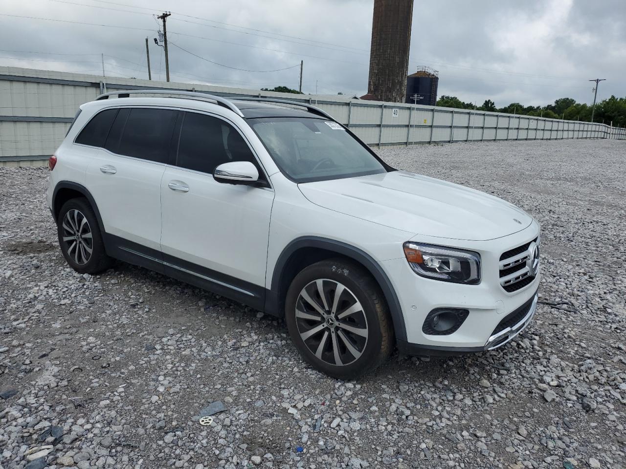 2021 MERCEDES-BENZ GLB 250 photo 4