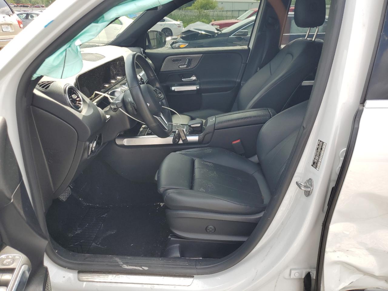 2021 MERCEDES-BENZ GLB 250 photo 7