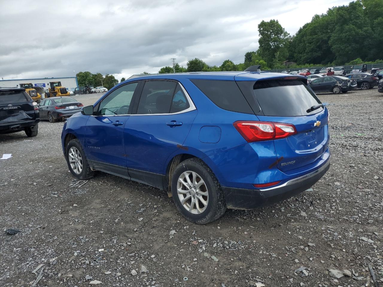 2019 CHEVROLET EQUINOX LT photo 2