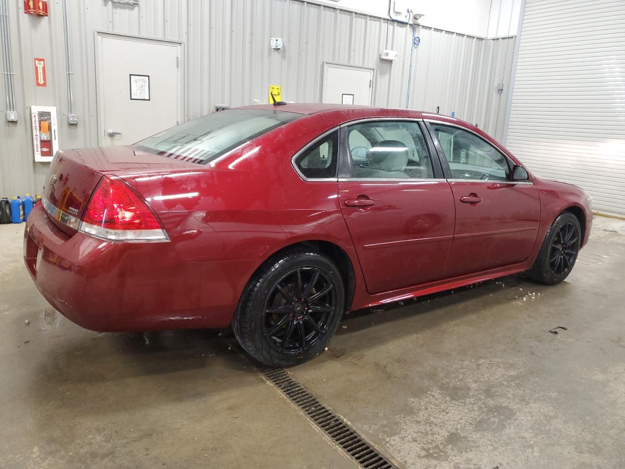 2011 CHEVROLET IMPALA LT photo 3