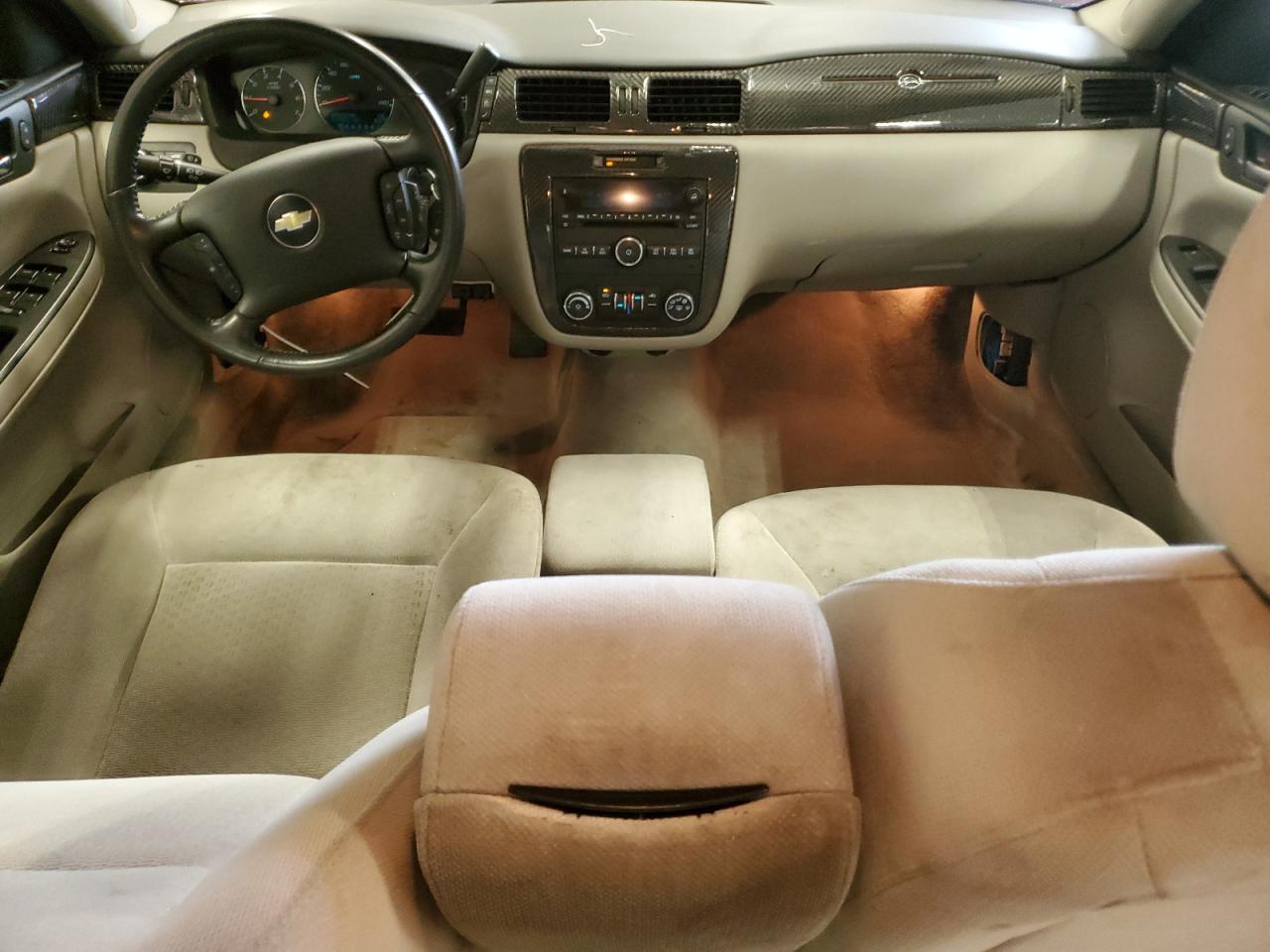 2011 CHEVROLET IMPALA LT photo 8