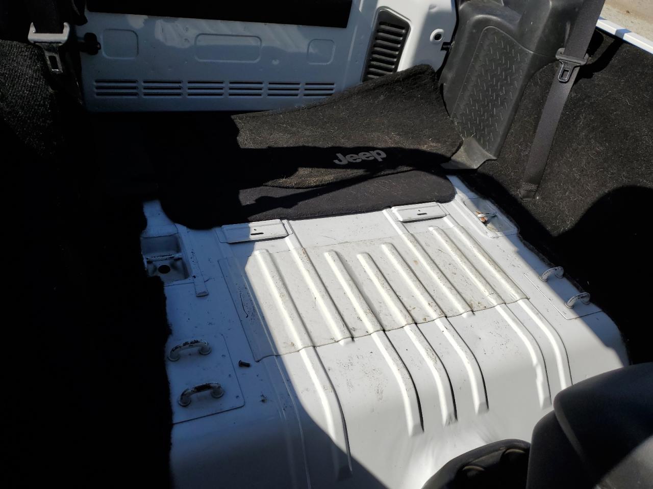 2017 JEEP WRANGLER SPORT photo 19