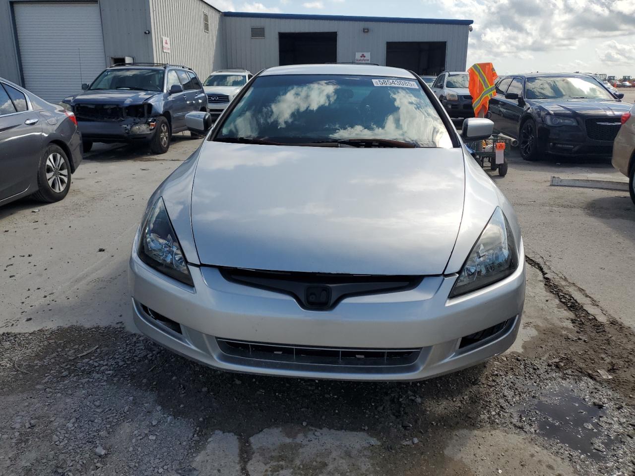 2005 HONDA ACCORD LX photo 9