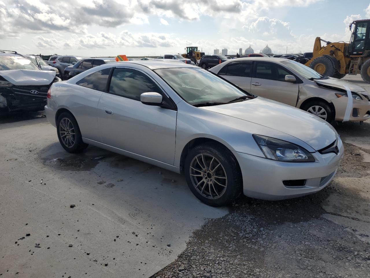 2005 HONDA ACCORD LX photo 7