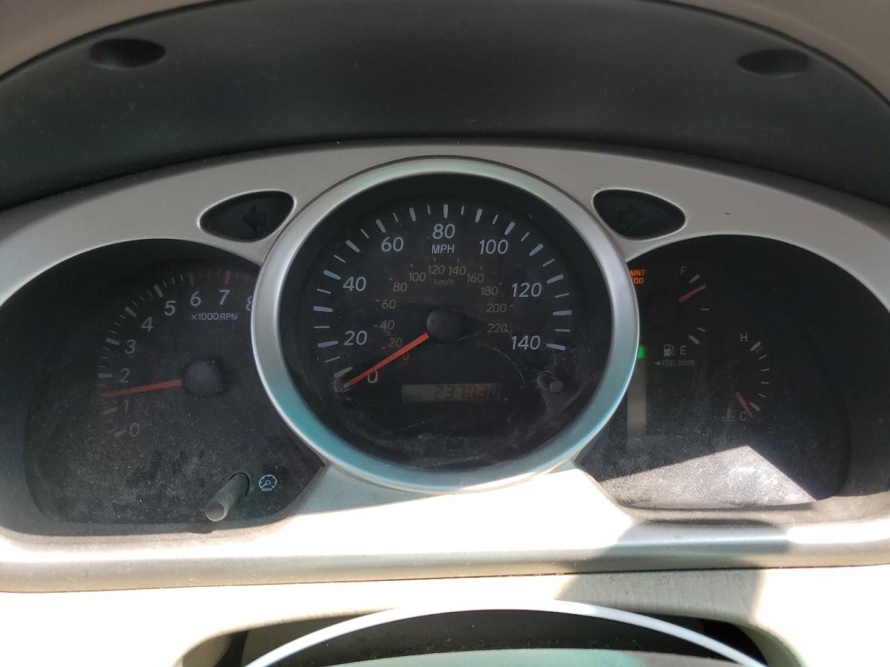 2006 TOYOTA HIGHLANDER LIMITED photo 9