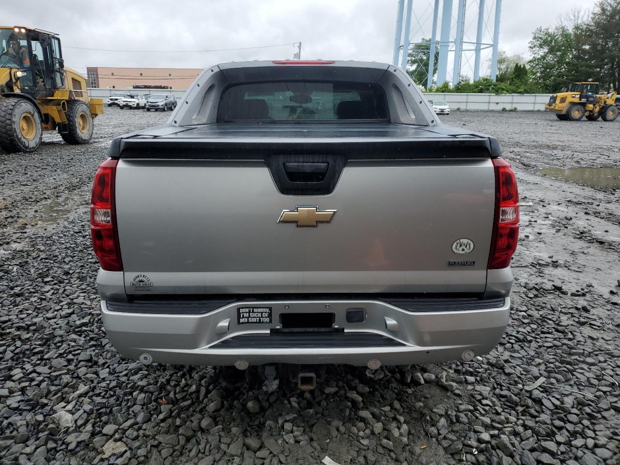 2010 CHEVROLET AVALANCHE LT photo 6