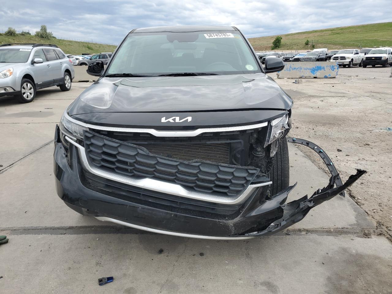 2023 KIA SELTOS LX photo 5