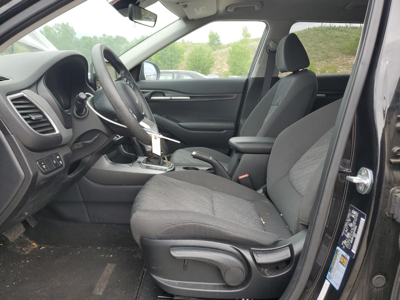 2023 KIA SELTOS LX photo 7