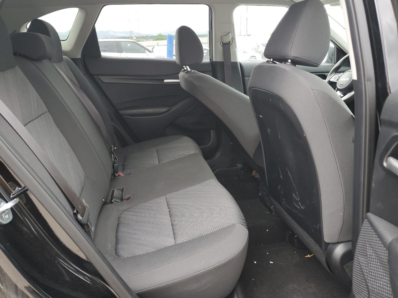 2023 KIA SELTOS LX photo 11