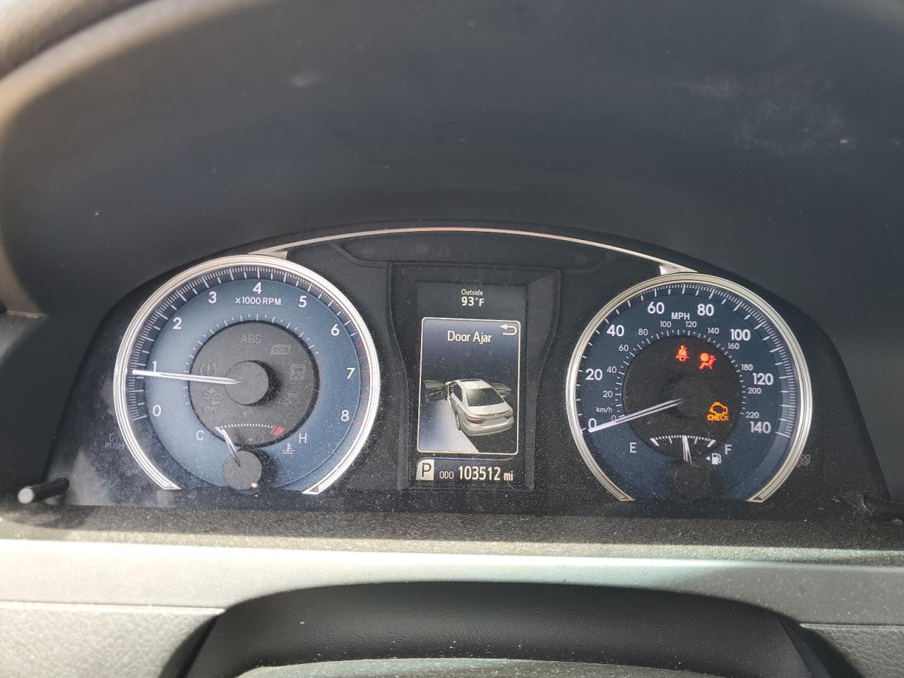 2017 TOYOTA CAMRY LE photo 9