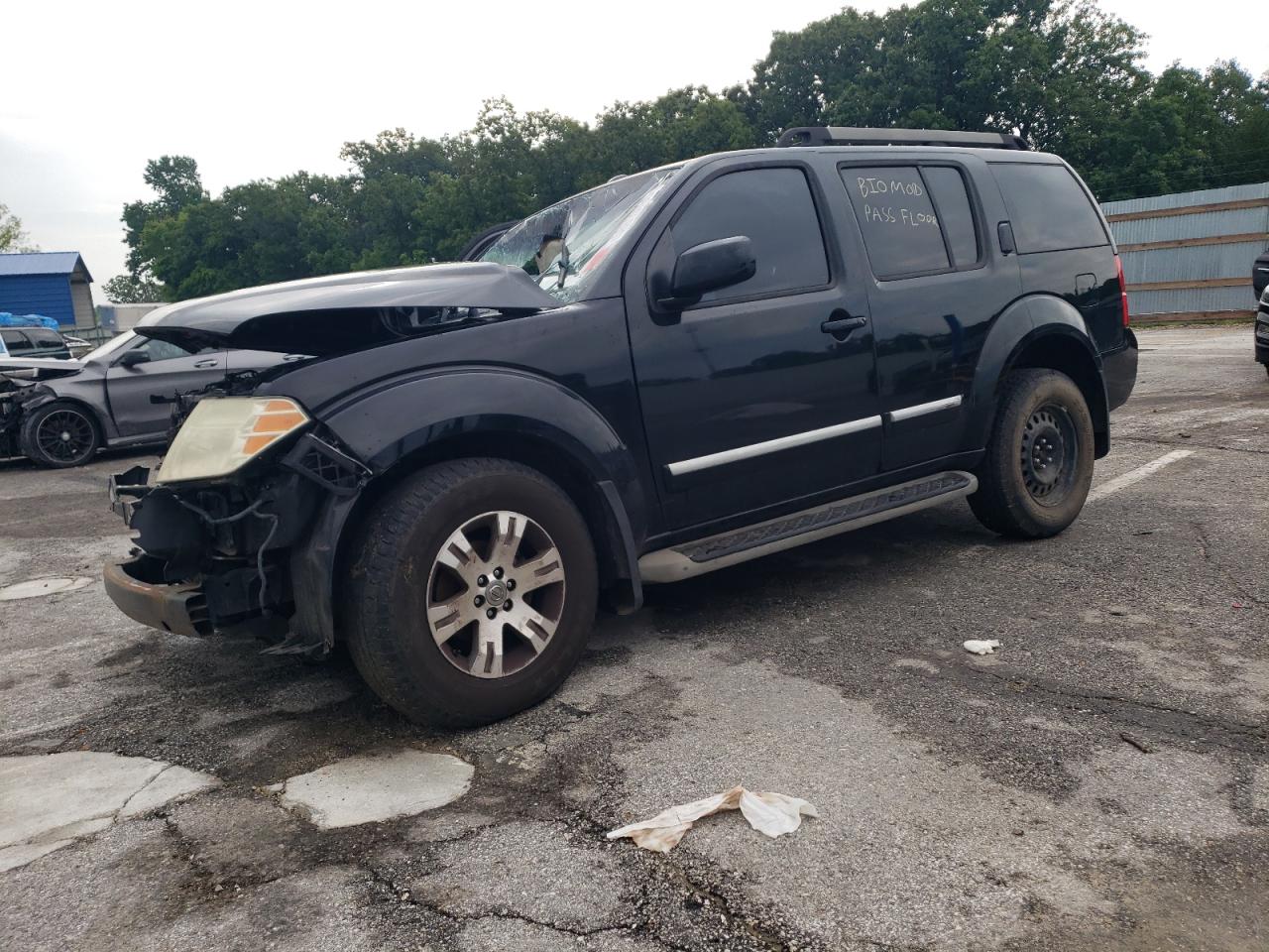 2011 NISSAN PATHFINDER