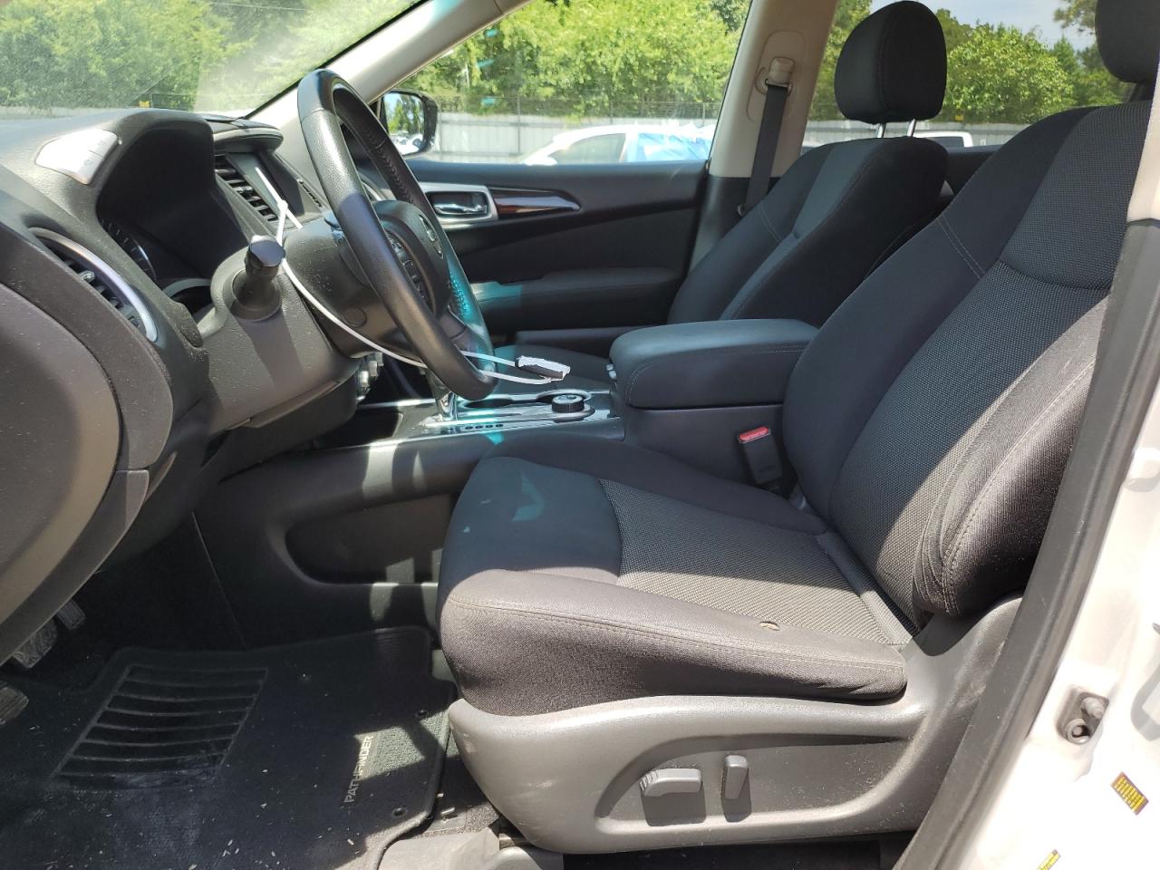 2017 NISSAN PATHFINDER S photo 13