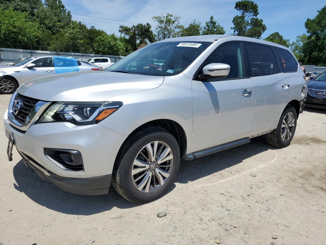 2017 NISSAN PATHFINDER