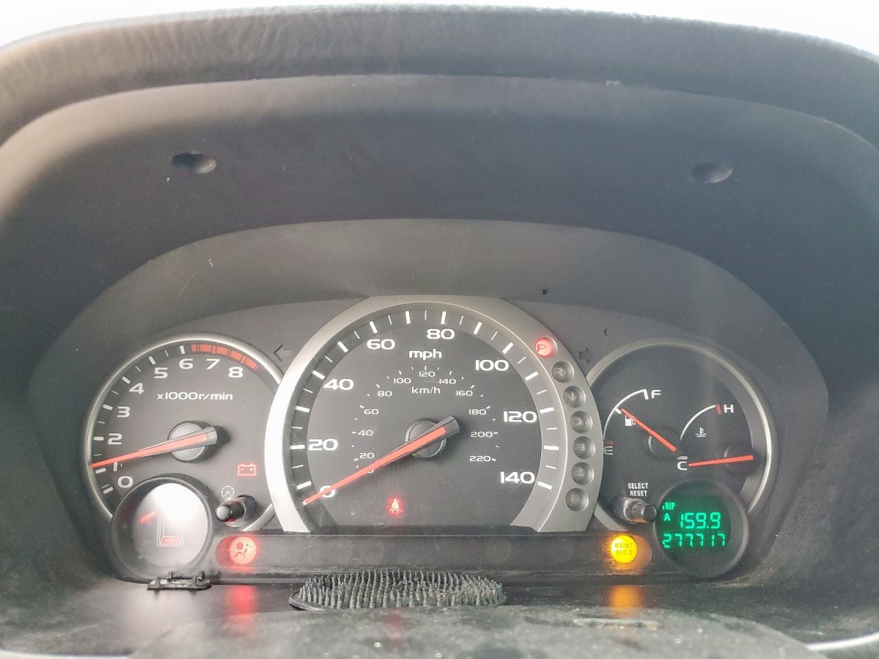 2005 HONDA PILOT LX photo 25