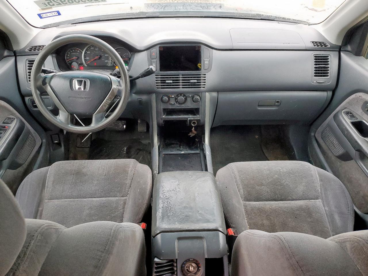 2005 HONDA PILOT LX photo 22
