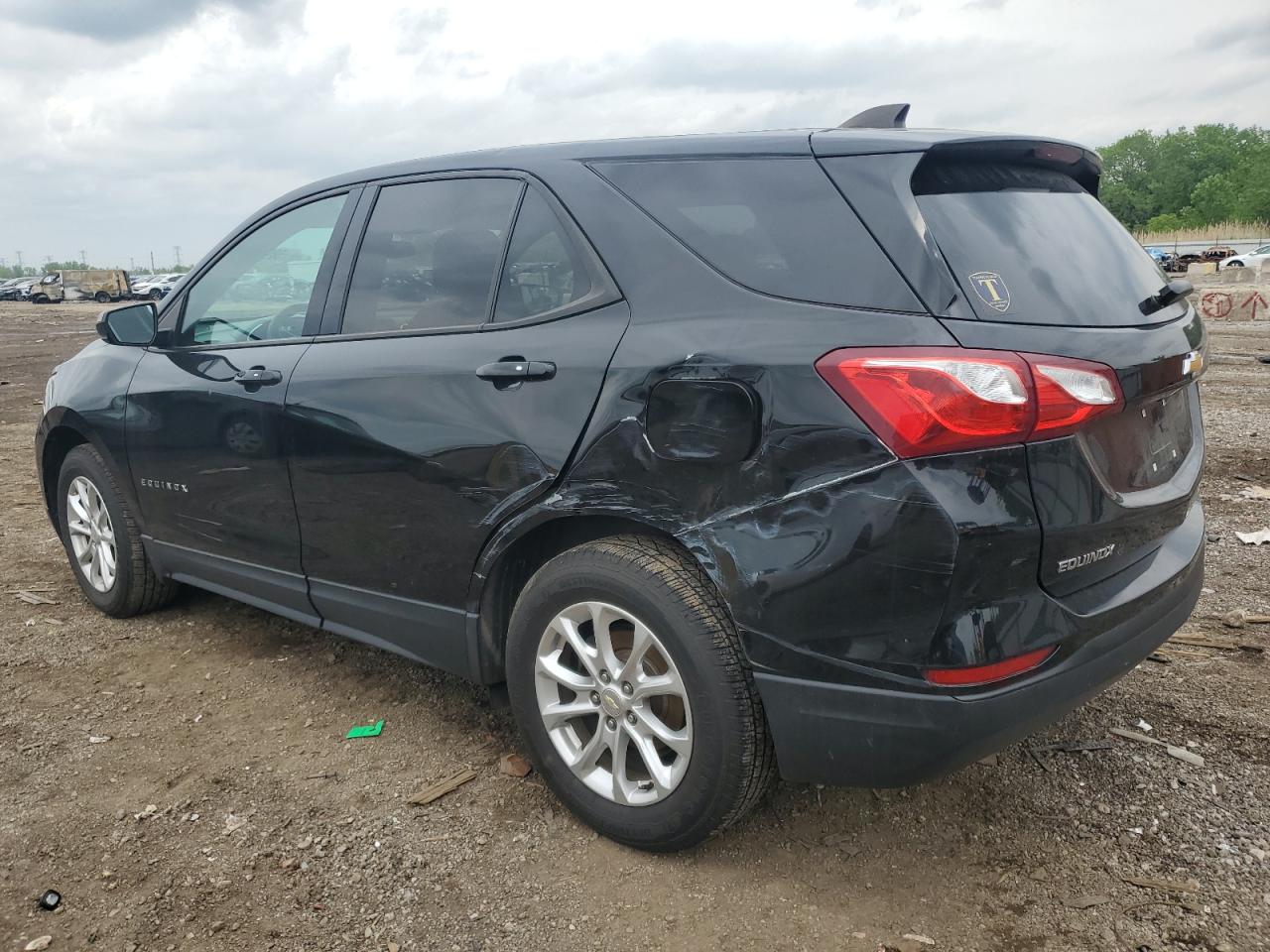 2019 CHEVROLET EQUINOX LS photo 3