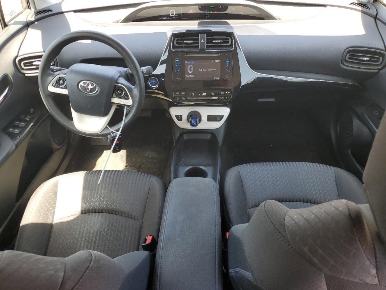 2017 TOYOTA PRIUS photo 8