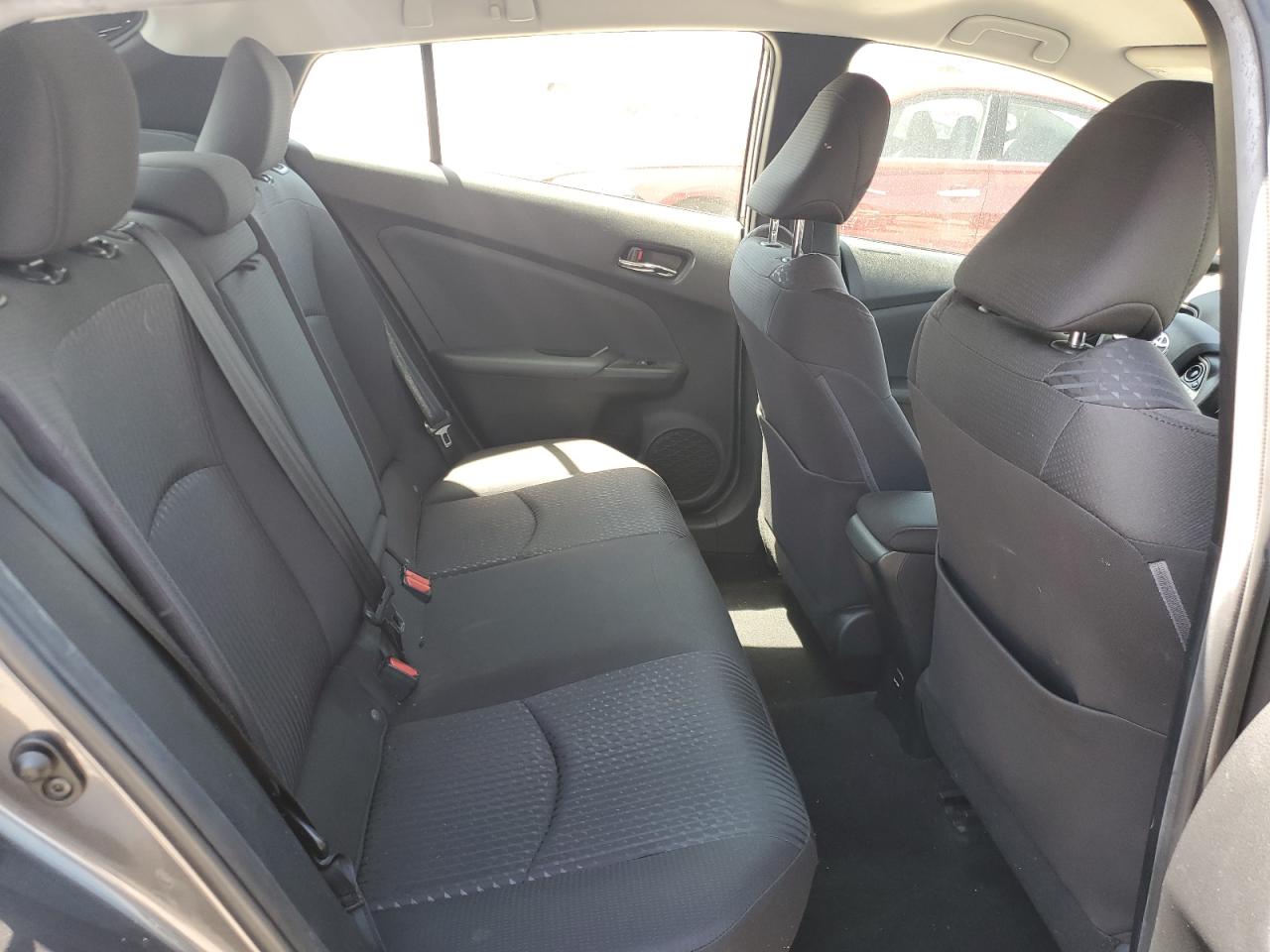 2017 TOYOTA PRIUS photo 10
