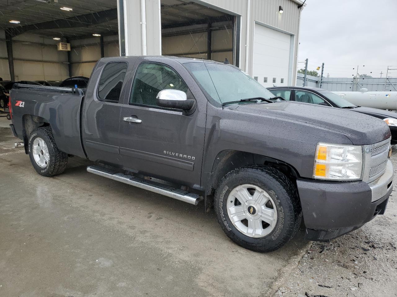 2010 CHEVROLET SILVERADO K1500 LT photo 7
