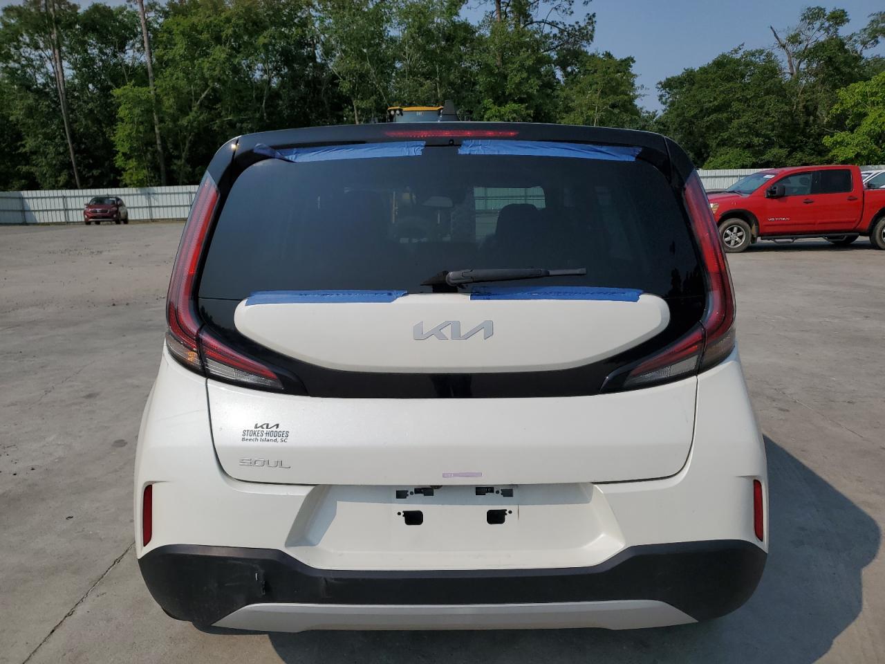 2024 KIA SOUL EX photo 11