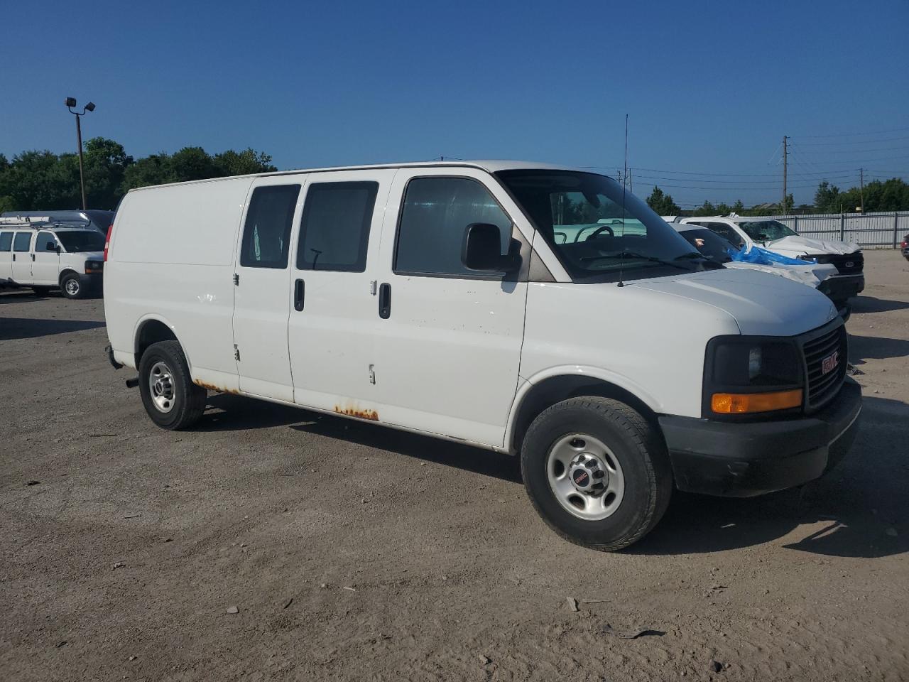 2012 GMC SAVANA G3500 photo 7