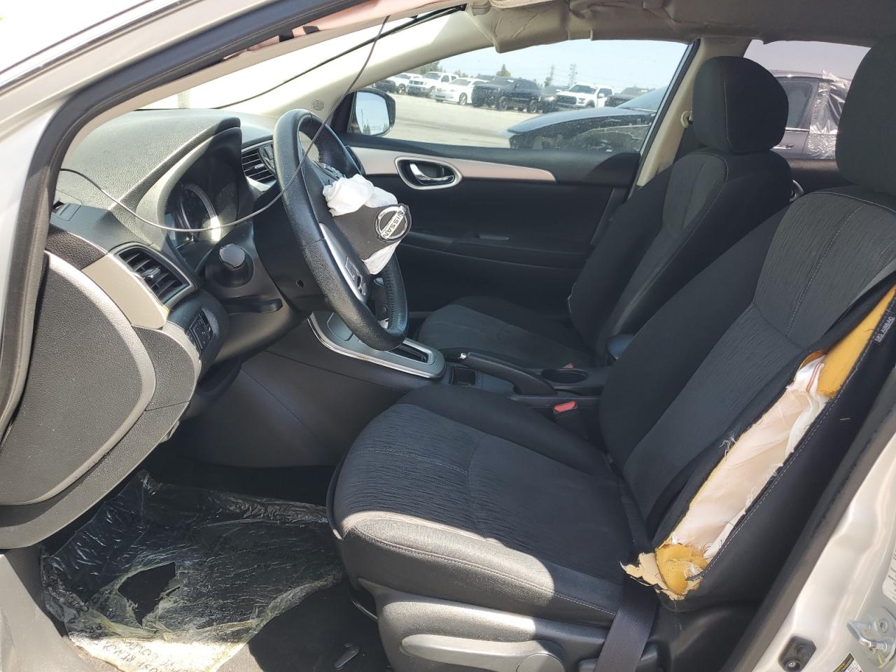 2015 NISSAN SENTRA S photo 19