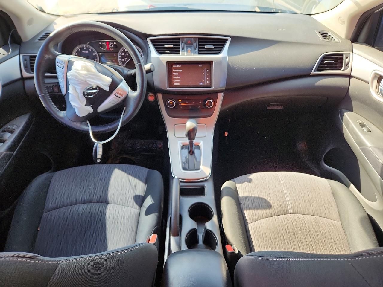 2015 NISSAN SENTRA S photo 23
