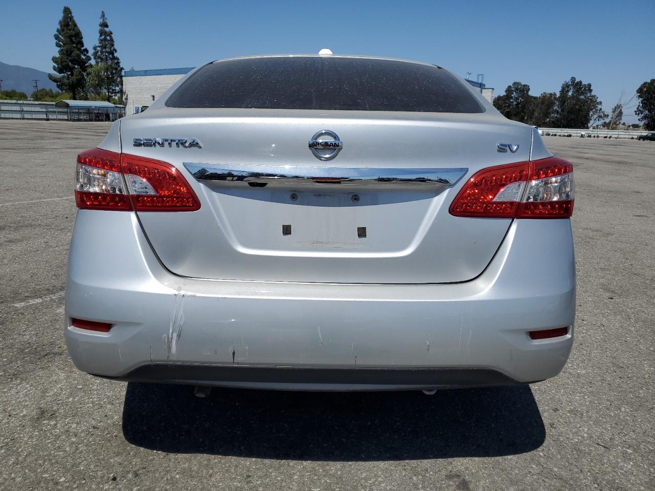 2015 NISSAN SENTRA S photo 16