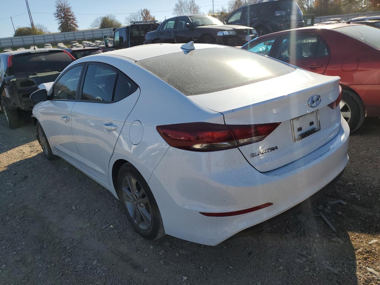 2018 HYUNDAI ELANTRA SEL photo 4